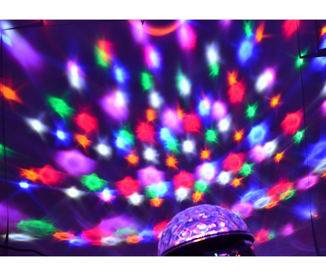 Glob de lumini cu senzor de muzica MP3 Led Magic Ball Light- MP3LMB
