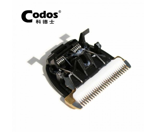 Masina de tuns profesionala cu LED si stand de incarcare Codos - Lama cu invelis din titan si cutit ceramic COS-916 Masina de tuns profesionala cu LED si stand de incarcare Codos - Lama cu invelis din titan si cutit ceramic COS-916