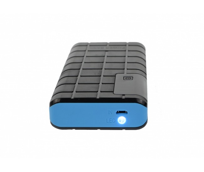 Incarcator portabil, POWER BANK 5000MAH cu 3 x USB si lanterna - PB5000