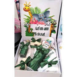 Set trusou si lumanare pentru botez fetite si baieti, set complet pentru biserica ALBINUTA29 Set trusou si lumanare pentru botez fetite si baieti, set complet pentru biserica ALBINUTA29