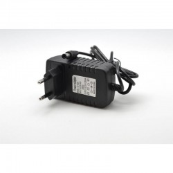 Alimentator Stabilizat 12V/2A Alimentator Stabilizat 12V/2A