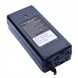 Incarcator Li-ion 48V-2A, XLR Incarcator Li-ion 48V-2A, XLR