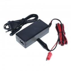 Incarcator Acumulatori Plumb-Acid 7,2V-2A/cu Clesti Incarcator Acumulatori Plumb-Acid 7,2V-2A/cu Clesti