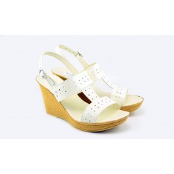 Sandale dama bej din piele naturala cu platforma de 9cm S46BEJLAC