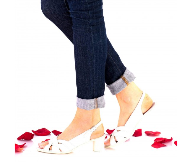 Sandale dama crem din piele naturala si piele naturala lacuita toc 4cm - NA229