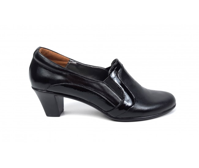 Pantofi de dama eleganti, din piele naturala, cu toc de 5 cm - P72LACN