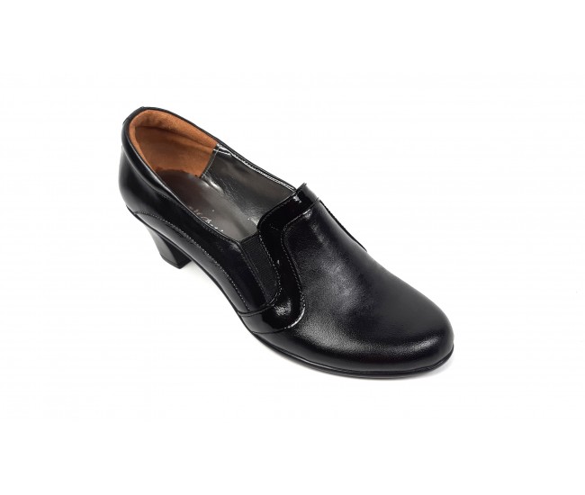 Pantofi de dama eleganti, din piele naturala, cu toc de 5 cm - P72LACN