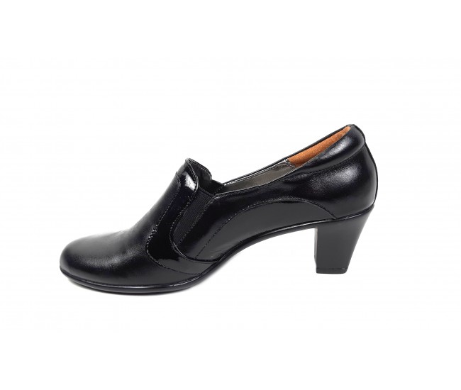 Pantofi de dama eleganti, din piele naturala, cu toc de 5 cm - P72LACN