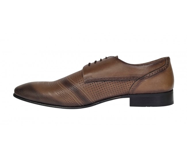 Pantofi barbati eleganti din piele naturala cu perforatii - Marimea 44 - 730NIS