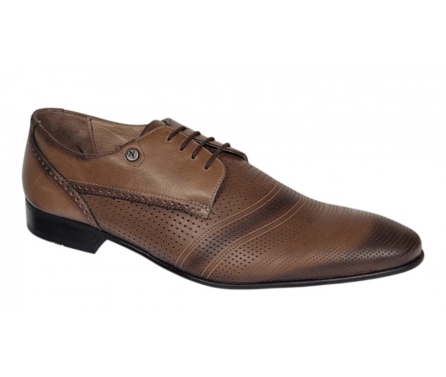 Pantofi barbati eleganti din piele naturala cu perforatii - Marimea 44 - 730NIS