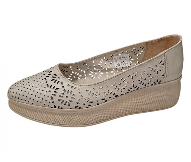Pantofi dama bej din piele naturala perforata cu talpa ortopedica CP230BEJ