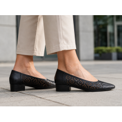 Pantofi dama negri din piele naturala perforati cu toc mic gros CLP03N