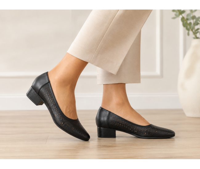 Pantofi dama negri perforati din piele naturala cu toc mic Loriana CLP05N