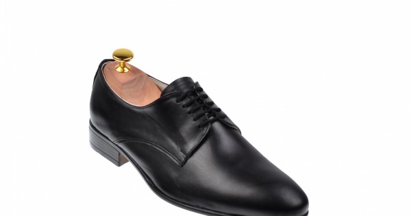 Pantofi barbati eleganti din piele naturala neagra - BravoShop.ro