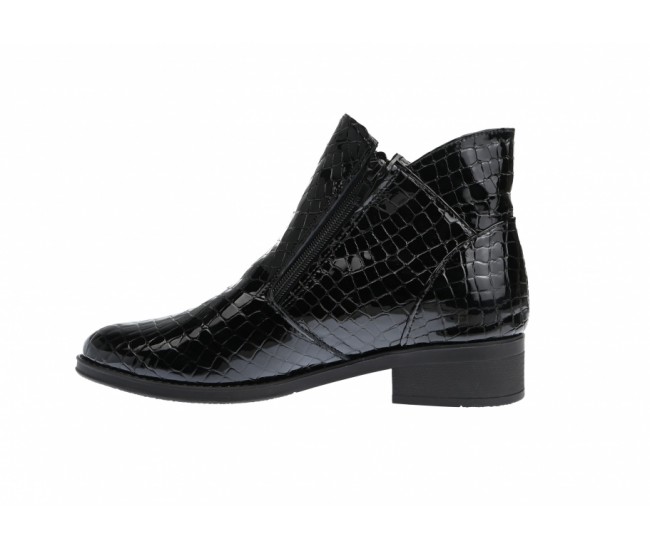 Oferta marimea 37 -  Botine dama, negre, model casual-elegant, din piele naturala lacuita,croco - LNA316N