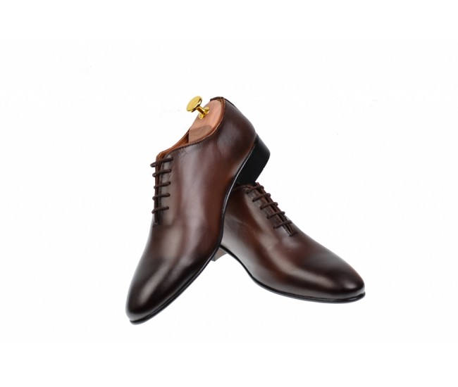 Pantofi barbati eleganti din piele naturala maro - cod 024MBOX