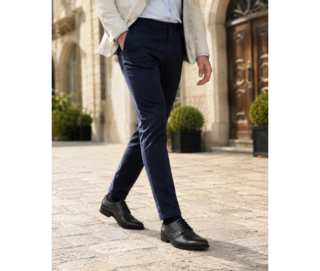 Pantofi bărbați negri din piele naturală, cu șiret și inserții texturate – eleganți și rafinați GKR218N