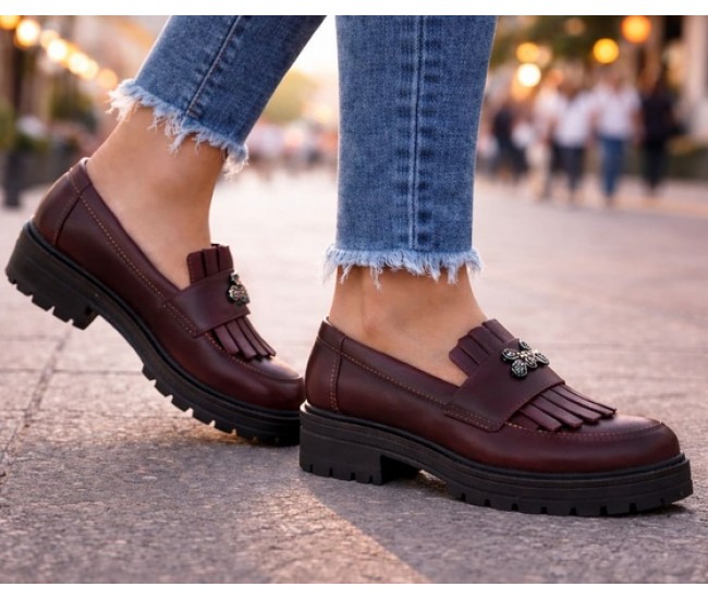 Pantofi dama bordeaux piele naturala cu talpa groasa si accesoriu albina