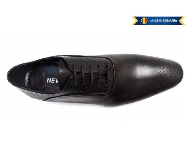 Oferta Marimea 42 Pantofi barbati eleganti din piele naturala cu perforatii L587N