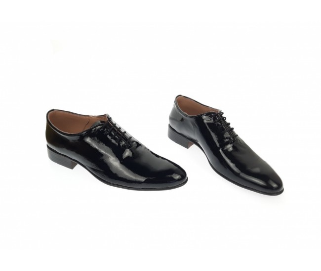 Oferta marimea 41 -Pantofi  barbati eleganti negri din piele naturala lacuita - LMOD1NLAC