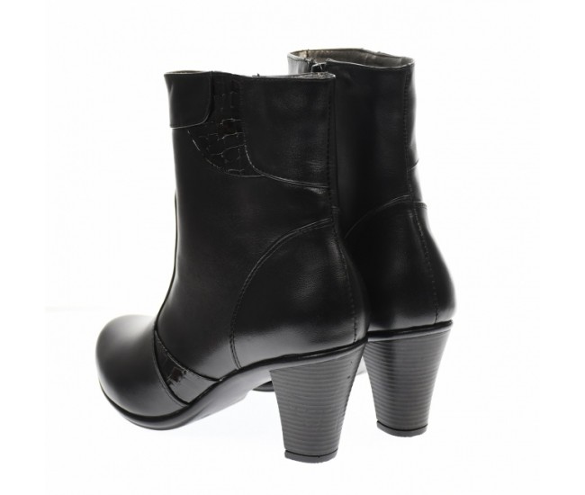 Oferta marimea 38 - Ghete dama din piele naturala, cu fermoar, negre, IMBLANITE - LMVS46N Oferta marimea 38 - Ghete dama din piele naturala, cu fermoar, negre, IMBLANITE - LMVS46N
