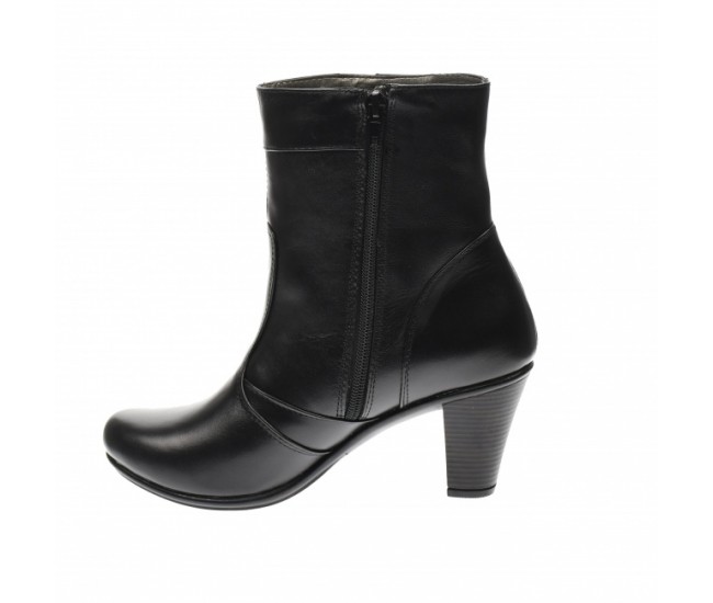 Oferta marimea 38 - Ghete dama din piele naturala, cu fermoar, negre, IMBLANITE - LMVS46N Oferta marimea 38 - Ghete dama din piele naturala, cu fermoar, negre, IMBLANITE - LMVS46N