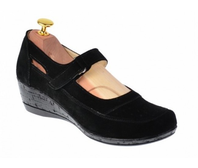 Oferta 38-Pantofi dama decupati din piele naturala intoarsa, foarte comozi - Model Mara Negru LP9154NVEL