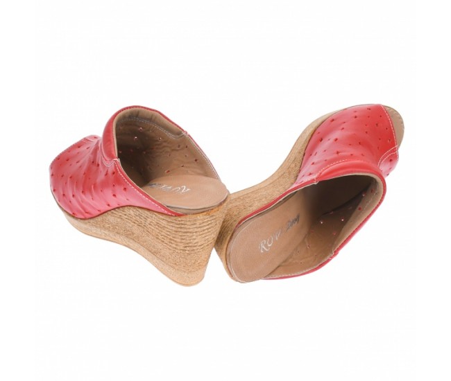 Oferta marimea 36! Saboti dama de vara, papuci din piele naturala cu perforatii, culoare rosu - LPAPUCTEAR
