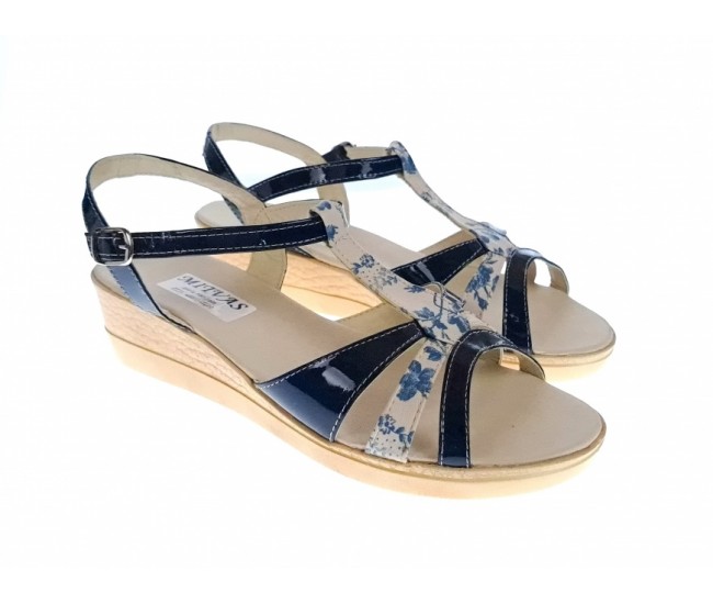 Sandale dama de vara cu platforme de 5 cm, piele naturala lacuita, bleumarin si bej, - BravoShop.ro