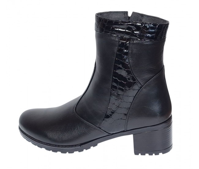 Ghete dama din piele naturala de culoare neagra imblanite Ada MVS83CRN
