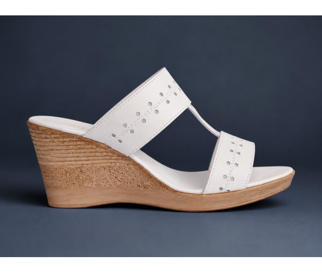 Papuci dama albi din piele naturala, cu platforma wedge perforata, comozi, usori deosebiti PAP46A