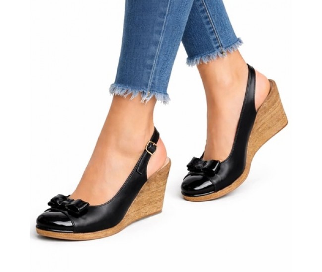 Pantofi dama decupati piele naturala de culoare neagra – Eleganta si confort intr-un design rafinat