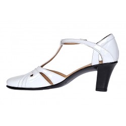Sandale dama albe din piele naturala lacuita cu toc de 7cm, Alb - S48ALAC