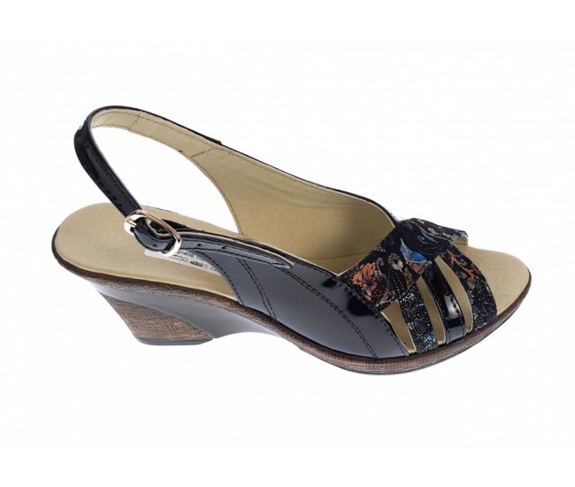 Sandale dama de vara cu platforme de 7 cm, din piele naturala lacuita, neagra, S50LACNEGRU