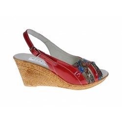 Sandale dama de vara cu platforme de 7 cm, din piele naturala lacuita, rosie, S50LACROSU