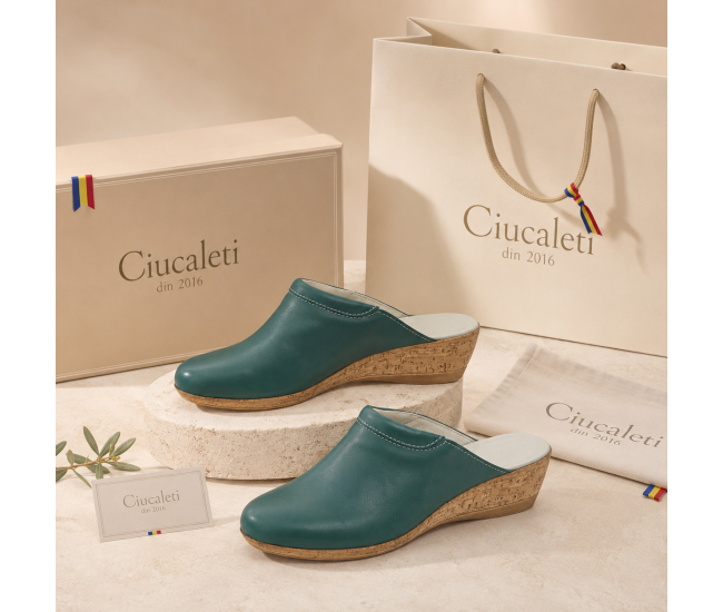 Saboti damă verzi din piele naturală, cu talpă tip pană și design slip-on comod – TEA5V