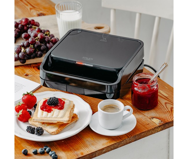 SANDWICH MAKER 2 IN 1 AD 3070 NEGRU ADLER 