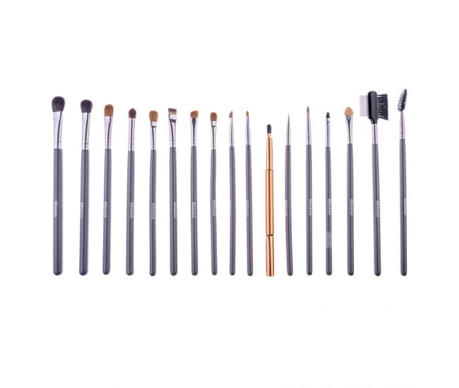 Set profesional 26 pensule makeup Megaga, Ultimate Trend, Lila Rossa, husa neagra