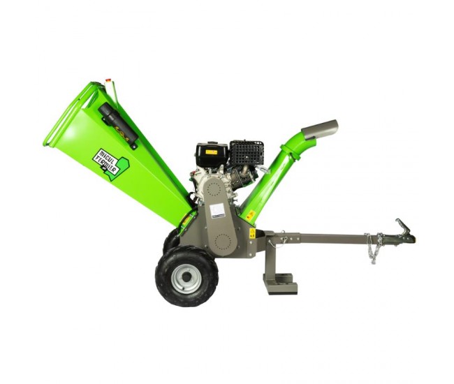 Tocator de crengi micul fermier, motor benzina 15 cp, cu carlig de remorcare, 120 mm diametru maxim de taiere, pentru rumegus