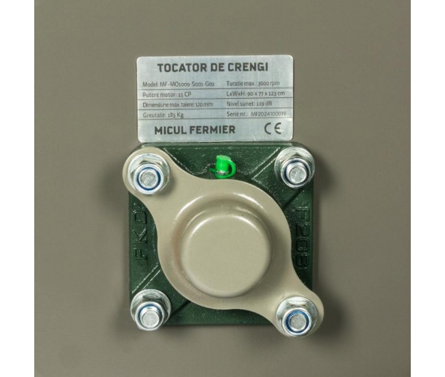 Tocator de crengi micul fermier, motor benzina 15 cp, cu carlig de remorcare, 120 mm diametru maxim de taiere, pentru rumegus